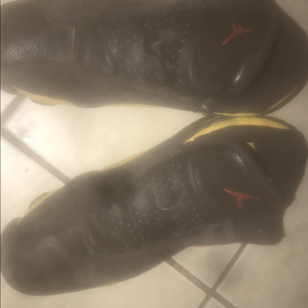 Used - Picture 2 of 3